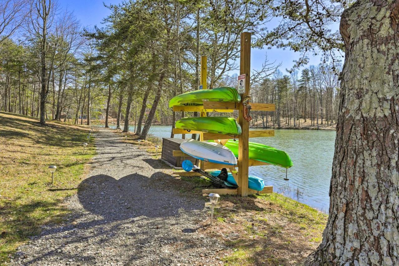 Lakefront Trenton Cabin About 10 Mi To Drive-In! Villa Exterior photo